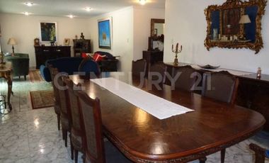 Casa en venta en Arenal de Guadalupe, Tlalpan, CDMX