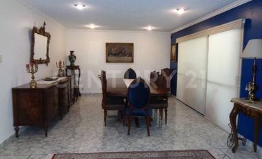 Casa en venta en Arenal de Guadalupe, Tlalpan, CDMX