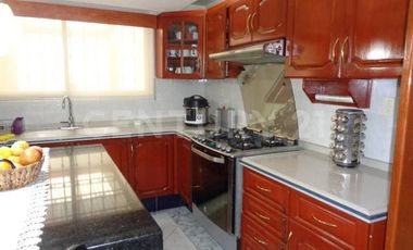 Casa en venta en Arenal de Guadalupe, Tlalpan, CDMX