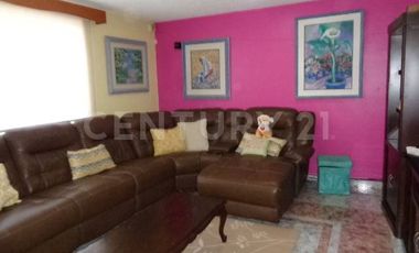 Casa en venta en Arenal de Guadalupe, Tlalpan, CDMX