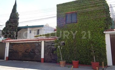 Casa en venta en Arenal de Guadalupe, Tlalpan, CDMX