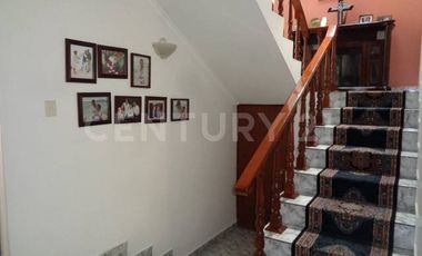 Casa en venta en Arenal de Guadalupe, Tlalpan, CDMX