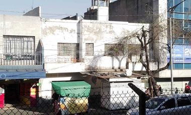 Casa como terreno en Venta en Calz. de Tlalpan Nativitas, Benito Juárez, CDMX