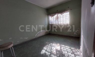 Casa como terreno en Venta en Calz. de Tlalpan Nativitas, Benito Juárez, CDMX