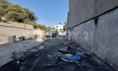 Casa como terreno en Venta en Calz. de Tlalpan Nativitas, Benito Juárez, CDMX