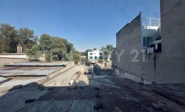 Casa como terreno en Venta en Calz. de Tlalpan Nativitas, Benito Juárez, CDMX