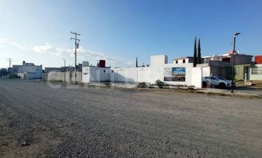 Local en Renta en Las Torres, San Juan del Río, Querétaro.