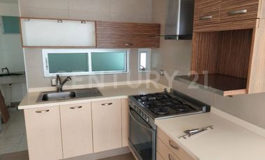 Casa en Venta en Puebla, Lomas de Angelópolis, Clúster 10 10 10.