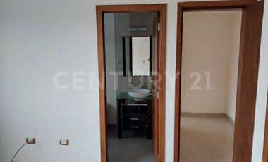 Casa en Venta en Puebla, Lomas de Angelópolis, Clúster 10 10 10.