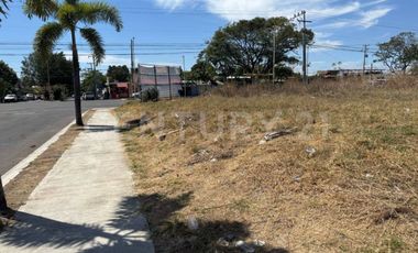 Terreno Comercial en RENTA de mas de 5,000M2 en Renta Todo o en Partes