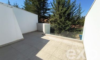 Casa en Arriendo en Plazoleta 3