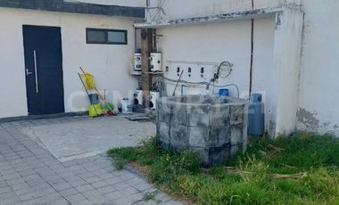 En venta terreno con edificio en Puebla, San Andrés Cholula
