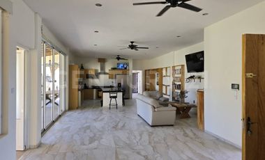 Casa en Venta , Fracc. Residencial Buenos Aires, Nogeras, Col