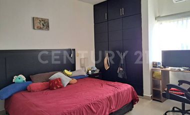 Se Renta Casa en Residencial Esmeralda Norte