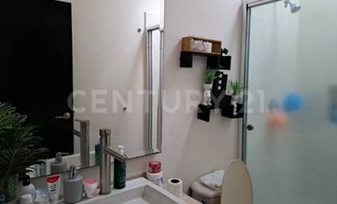 Se Renta Casa en Residencial Esmeralda Norte