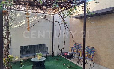 Se Renta Casa en Residencial Esmeralda Norte