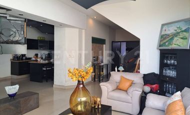 Se Renta Casa en Residencial Esmeralda Norte