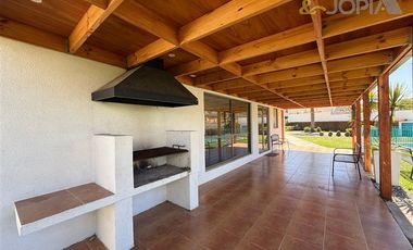 Casa en Arriendo en Sector Norte, Villa Alemana