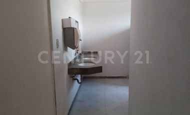 Local Comercial en renta en Jardines de los Claustros I, Tultitlán, Edo. Méx.