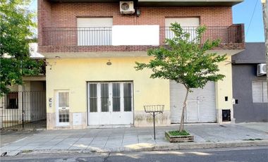 VENTA PH 3 AMB CON 2 PATIOS Y TERRAZA OLIVOS