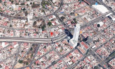 EDIFICIO CON DEPARTAMENTOS, OFICINAS Y LOCAL COMERCIAL A 1 CUADRA DE AV. JUÁREZ