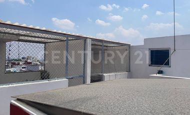 EDIFICIO CON DEPARTAMENTOS, OFICINAS Y LOCAL COMERCIAL A 1 CUADRA DE AV. JUÁREZ