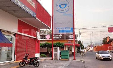 Local en renta en Centro de Tecomán, Colima.