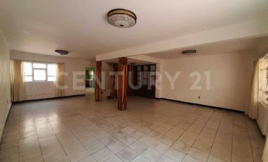 CASA EN VENTA, A PIE DE CALLE, GABRIEL PASTOR