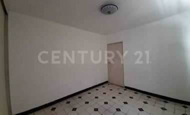 CASA EN VENTA, A PIE DE CALLE, GABRIEL PASTOR