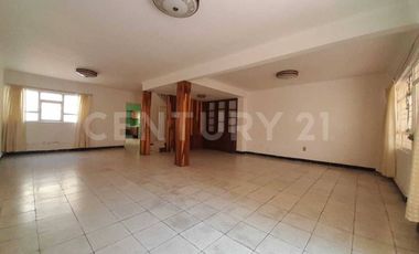 CASA EN VENTA, A PIE DE CALLE, GABRIEL PASTOR