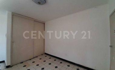 CASA EN VENTA, A PIE DE CALLE, GABRIEL PASTOR