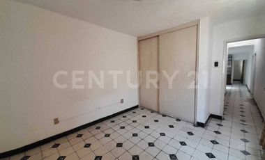 CASA EN VENTA, A PIE DE CALLE, GABRIEL PASTOR