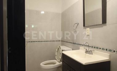 Edificio comercial en venta -5 locales y 1 departamento sobre Av. Leonardo Bravo