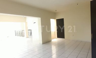 Edificio comercial en venta -5 locales y 1 departamento sobre Av. Leonardo Bravo