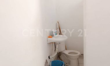 Edificio comercial en venta -5 locales y 1 departamento sobre Av. Leonardo Bravo