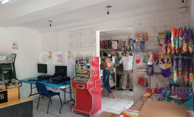 Edificio comercial en venta -5 locales y 1 departamento sobre Av. Leonardo Bravo