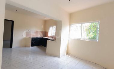 Edificio comercial en venta -5 locales y 1 departamento sobre Av. Leonardo Bravo