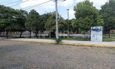 Edificio comercial en venta -5 locales y 1 departamento sobre Av. Leonardo Bravo