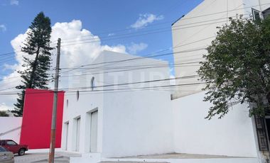 Local comercial en venta 27.31 m2 , Zona San Manuel, ISSSTEP, Villa Carmel