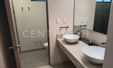 Casa en venta mod. Zinfandel, En el Residencial La Rioja I, Precio: $4,204,117