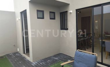 Casa en venta mod. Zinfandel, En el Residencial La Rioja I, Precio: $4,204,117