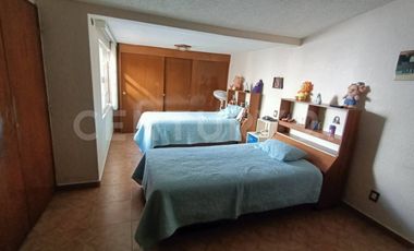 11114 Venta Casa con uso de suelo comercial Viveros de la Loma