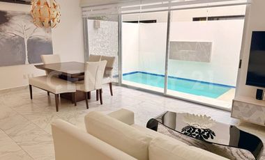 Casa en Venta con alberca privada y diseño contemporáneo - Arbolada Cancún.