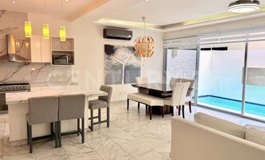 Casa en Venta con alberca privada y diseño contemporáneo - Arbolada Cancún.