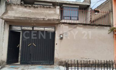 Venta de Casa en Puerto Escondido, San Agustin Atlapulco Nezahualcoyotl Edomex.