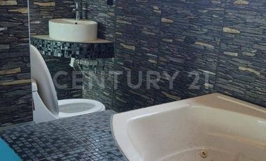 DEPARTAMENTO AMUEBLADO EN RENTA CON JACUZZI