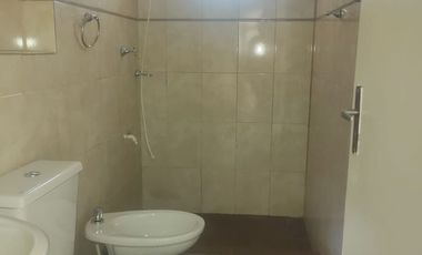 ALQUILO AMPLIO DEPARTAMENTO DE DOS DORMITORIOS ZONA URUGUAY Y BUCHARDO POSADAS