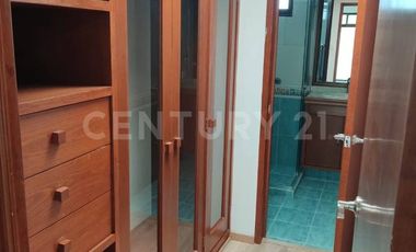 CASA EN VENTA EN BOSQUES DE ANGELOPOLIS PUEBLA CON 4 HABITACIONES Y JARDÍN.