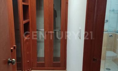 CASA EN VENTA EN BOSQUES DE ANGELOPOLIS PUEBLA CON 4 HABITACIONES Y JARDÍN.