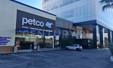 Local en renta, 701 m2, Plaza Centro Mayor, Zavaleta, Puebla